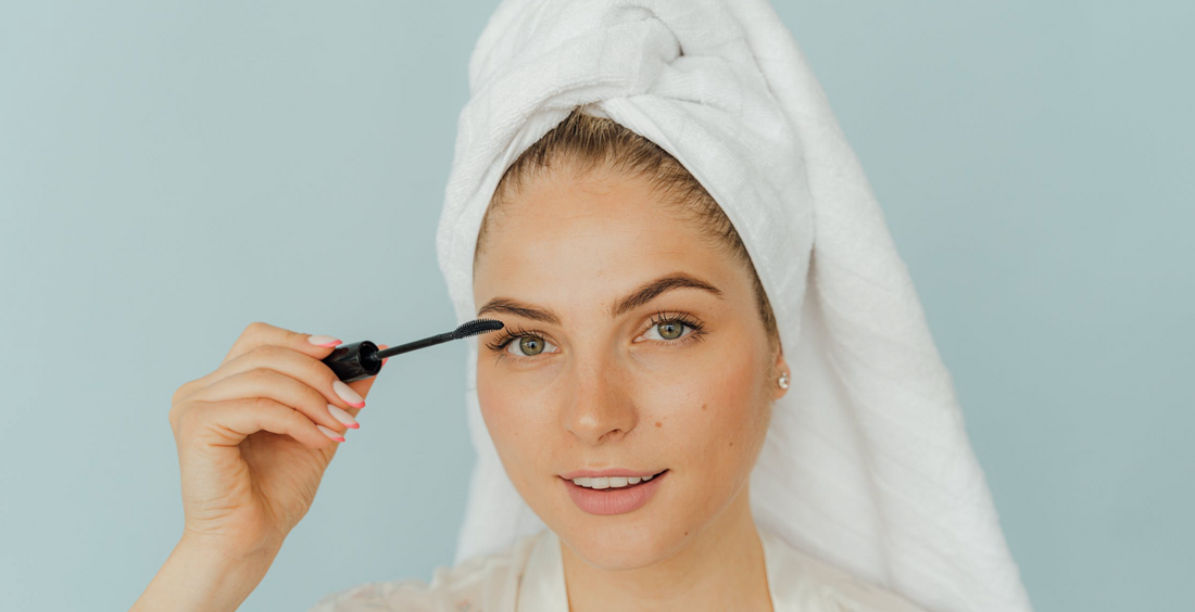 #175 - HOW DIFFERENT HORMONES AFFECT LASHES