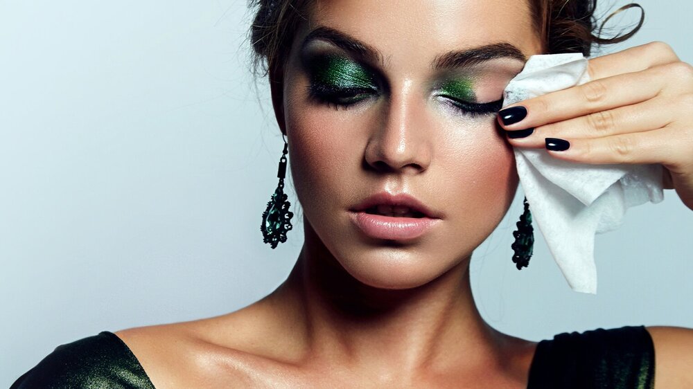 #91 REMOVING LASHES AT HOME